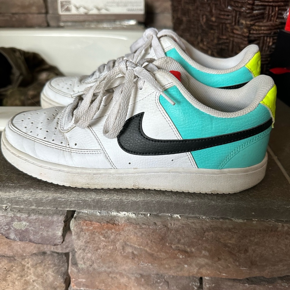 EUC Womens Nike Air Force 1’s